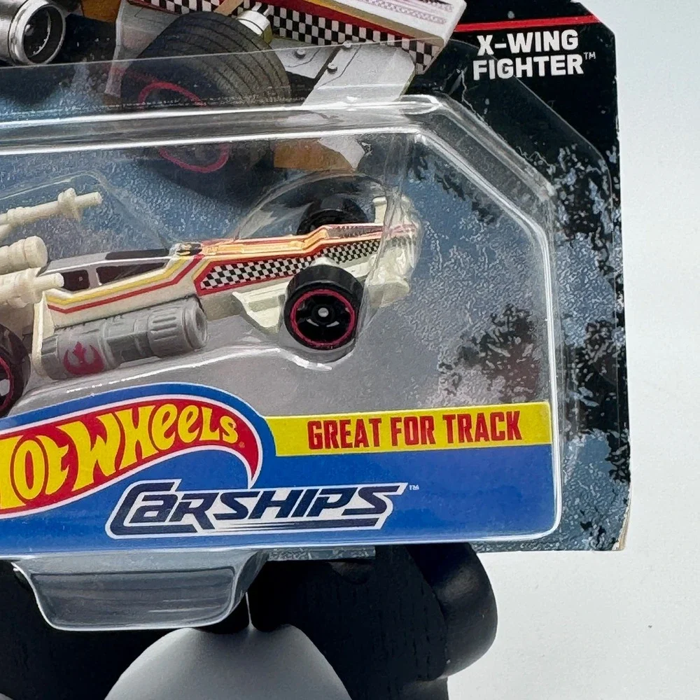 Hot Wheels Star Wars Carships X-Wing Fighter Die-Cast Car White‎ DPV26 New